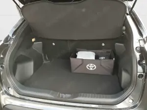 Toyota Yaris Cross Hybrid 1.5l 4x2 Teamplayer Navi LED Apple CarPlay Bild 5