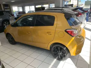 Mitsubishi Space Star Select+ Black1.2 5-Gang Bild 3