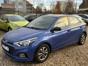 Hyundai i20 1.3/Klima/Kamera/Temp/DAB/Sitzh/PDC/Tel/BC!