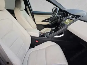 Jaguar E-Pace D180 R-Dynamic S AWD Bild 4