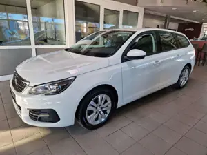 Peugeot 308 SW Active 1.5 BLUE_HDI 130 PS NAVI PDC LED