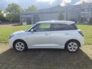 Suzuki Swift 1,2 Comfort Hybrid Bild 4