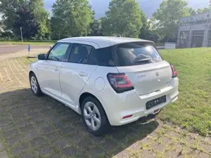 Suzuki Swift 1,2 Comfort Hybrid Bild 5