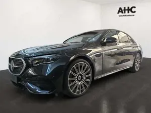 Mercedes-Benz E 200 4M Limousine ++AMG+AHK+21"ZOLL+PANO+HEAD++