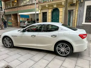 Maserati Ghibli Ghibli S Q4 Bild 3