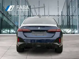 BMW i5 M60 xDrive Limousine M Sport Pro AHK Driv Prof BW Bild 3