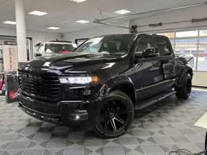 Dodge RAM 1500 Laramie Night AK Customs Umbau PANO Bild 3