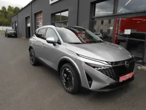 Nissan Qashqai N-Connecta*Panodach*Navi*Winterpaket