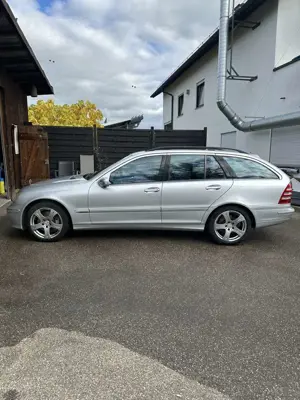 Mercedes-Benz C 320 T CDI 7G-TRONIC Avantgarde Sport Edition + Bild 3