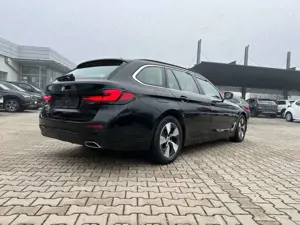 BMW 520 d Touring *LED Navi AHK Luftf. Kamera Sitzh.* Bild 4