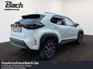 Toyota Yaris Cross 1,5 Hybrid Teamplayer Safety Winter Bild 3