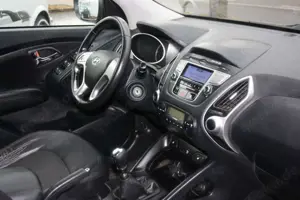 Hyundai iX35 2.0 CRDi Style 1.Hand Bild 5