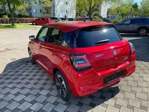 Suzuki Swift 1.2 DUALJET HYBRID Comfort+ NAVI/LED/KLIMA Bild 5