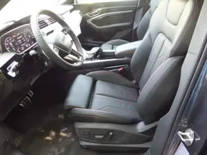 Audi Q8 e-tron S line Q8 50 e-tron quattro Bild 4