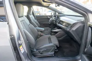 Audi Q4 e-tron e-tron 40 (Navi+,KS,S line Int.,RFK,VZE,ACC,sou Bild 4