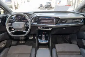 Audi Q4 e-tron e-tron 40 (Navi+,KS,S line Int.,RFK,VZE,ACC,sou Bild 2