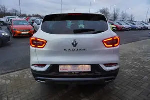 Renault Kadjar 1.3 TCE Bose Edition LED Navi PDC DAB AHK Bild 4