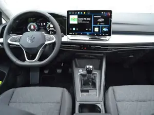 Volkswagen Golf VIII 1.5 TSI Life AHK/PANORAMA/17-ZOLL/ASSISTENZ/ Bild 5