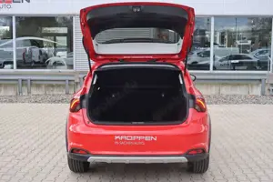 Fiat Tipo 5-Türer MY23 (RED) Hybrid 1.5 GSE LED M+S Bild 5