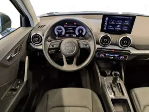 Audi Q2 35 TFSI S tronic advanced, LED, DAB Bild 5