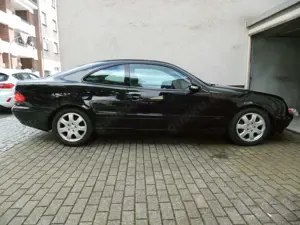 Mercedes-Benz CLK 230 CLK-Klasse Coupe Kompressor Avantgarde