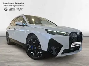 BMW iX xDrive40 *Sportpaket*22"*LC Prof.*HUD*AHK*H/K*DAB* Bild 5