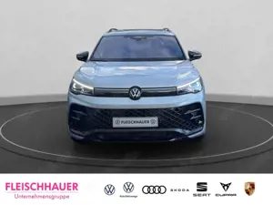 Volkswagen Tiguan R-Line 2,0 l TDI 4MOTION Navi+Standheizung+AHK-kla Bild 2