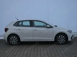 Volkswagen Polo 1.0 TSI Life LED/RFK/APP-CONNECT/DIGITAL-COCKPIT/ Bild 2