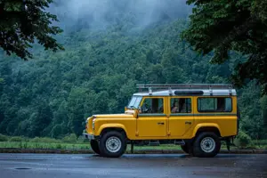 Land Rover Defender Bild 2