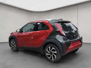 Toyota Aygo X X Air Teamplayer Bild 3