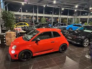 Abarth 695 Autom. Beats Navi Carplay PDC Bild 5