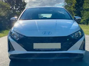 Hyundai i20 1.0 T-GDI Trend *Navi*Klima*Sitzhzg*Kamera* Bild 2