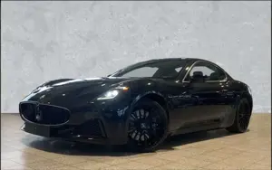 Maserati GranTurismo Modena AWD