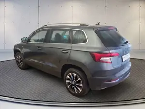 Skoda Karoq Drive 125 1.5 16V TSI Bild 2