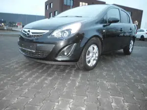 Opel Corsa 1.4 INNOVATION 74kW sehr schöne Ausstattun Bild 2