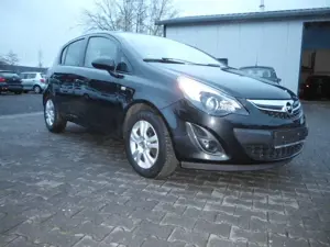 Opel Corsa 1.4 INNOVATION 74kW sehr schöne Ausstattun Bild 4
