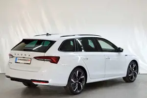 Skoda Octavia Combi 1.5 TSI mHEV DSG Sportline MATRIX*SMART-L... Bild 3