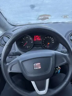 SEAT Ibiza SC 1.2 TDI CR Reference Bild 4