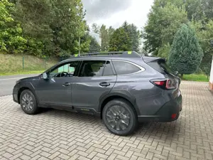 Subaru OUTBACK 2.5i Lineartronic Exclusive Cross 2025 Bild 2