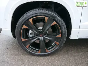 CUPRA Ateca 2,0 TSI DSG 4x4*AHK-SCHWENKBAR*NAVI*PDC*KAMERA*... Bild 3