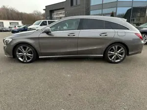 Mercedes-Benz CLA 220 CLA 220 CDI Shooting Brake Urban RFK/LED/AHK Bild 2