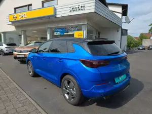 Opel Grandland X Grandland GSe PHEV 4x4/LED/360°/NAVI/AHK/KEYLESS Bild 5