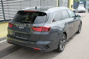 Kia Ceed SW / cee'd SW 1.5 T-GDi TOP Automatik *Navi* Bild 5