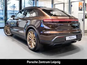 Porsche Macan 4 FnW macadamia! Clubleder 22Zoll Luft Matrix Bild 3