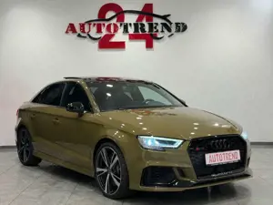 Audi RS3 RS 3 Lim. 2.5 TFSI quattro Audi exclusive PANO Bild 4