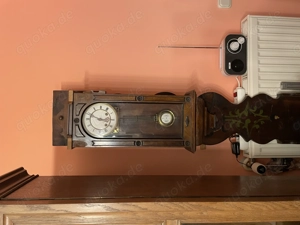 Regulator mit Lenzkirch - Werk, Gong und Schlüsse