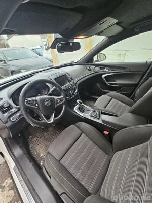 Verkaufe Opel Insignia Sports Tourer SW Bild 3