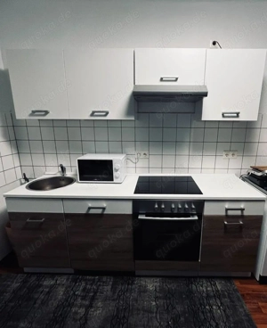  Einbauküche mit allem