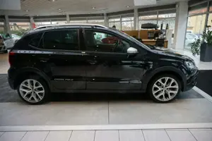Volkswagen Polo CrossPolo BI-XENON, NAVI, SITZHEIZUNG, PARKPILOT Bild 2