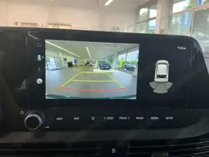 Hyundai i20 1.2 Select, Navi Inkl. BigDeal Inspektionspa. Bild 4